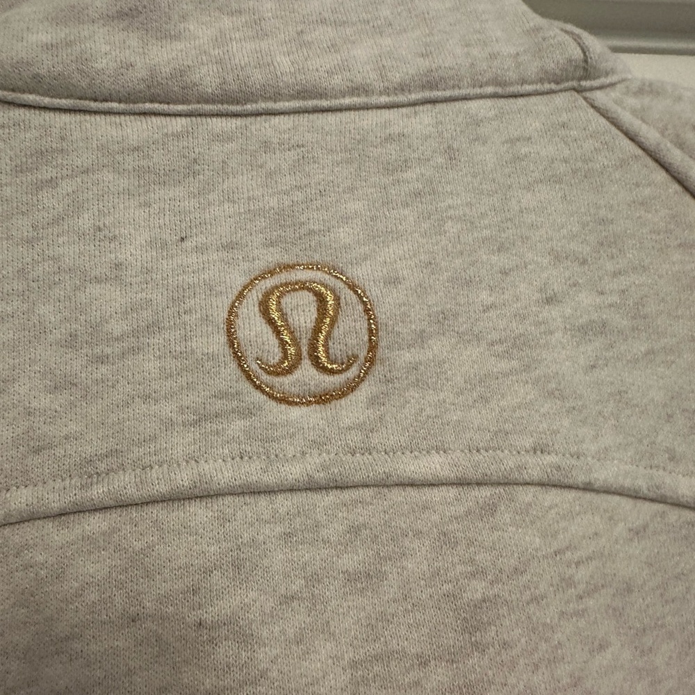 Lululemon oatmeal color half zip Sweatshirt - Picture 6 of 8